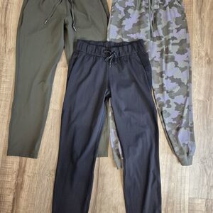 3 Lululemon High Rise Jogger Bundle Size 4 Black, Olive, Camo All Are PERFECT